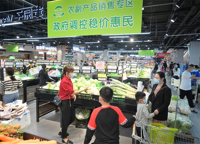 齐心协力共克时艰 南头镇、黄圃镇物资供应充足，农副产品销售有序运行