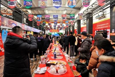 新疆名优特农产品展销会火爆！产品卖脱销，商家紧急补货